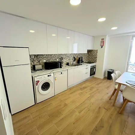 Modern With Private Terrace - Near Beaches *