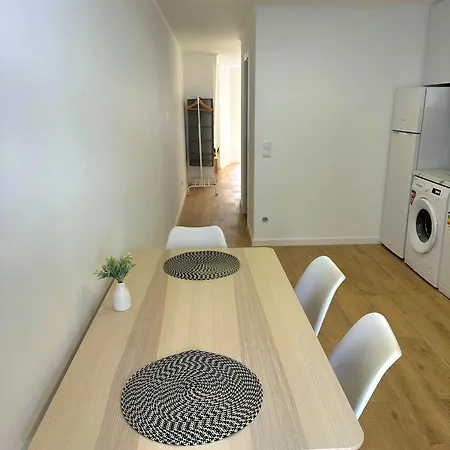Modern With Private Terrace - Near Beaches Setúbal
